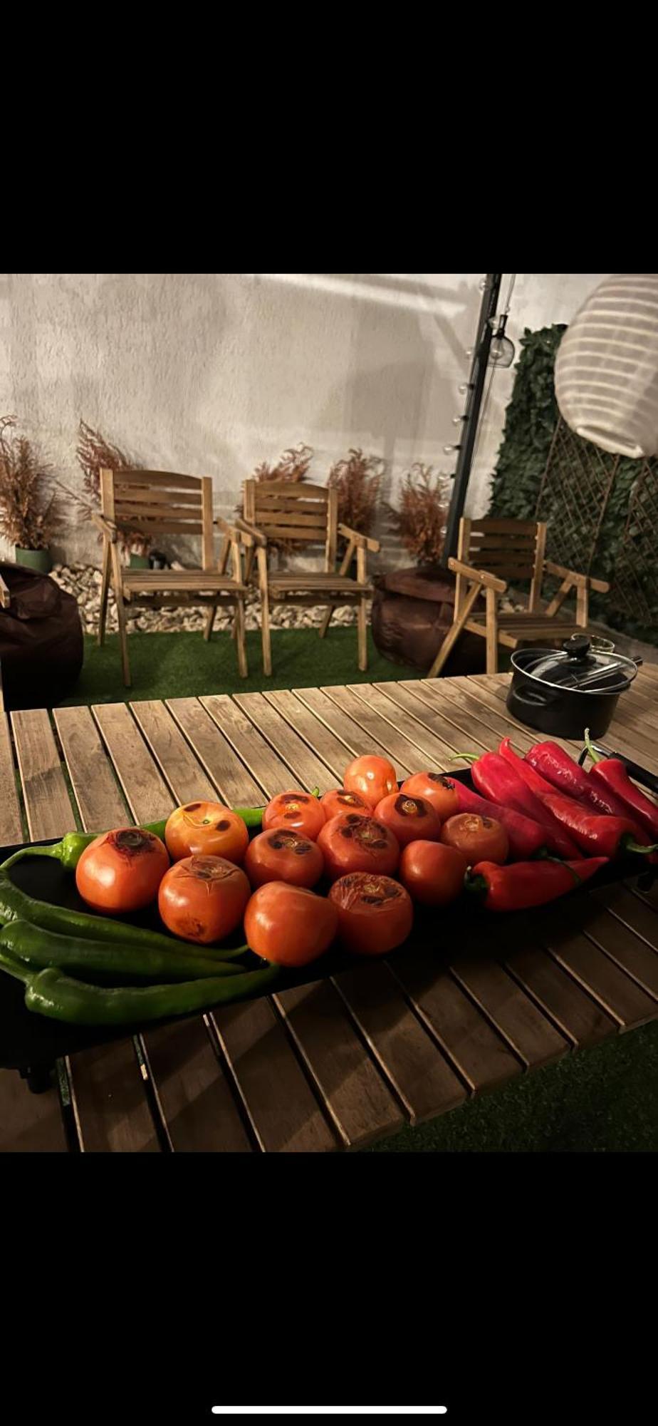 Apartamento Downtown Hidden Garden With Jacuzzi In Bucarest Exterior foto